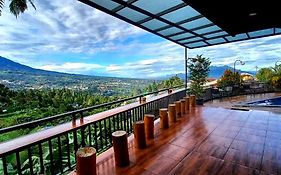 Rumah Prabu Villa